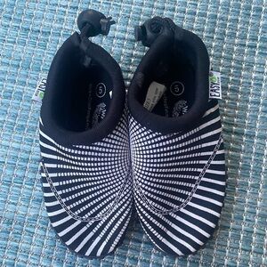 Toddler Water Shoes Size 5